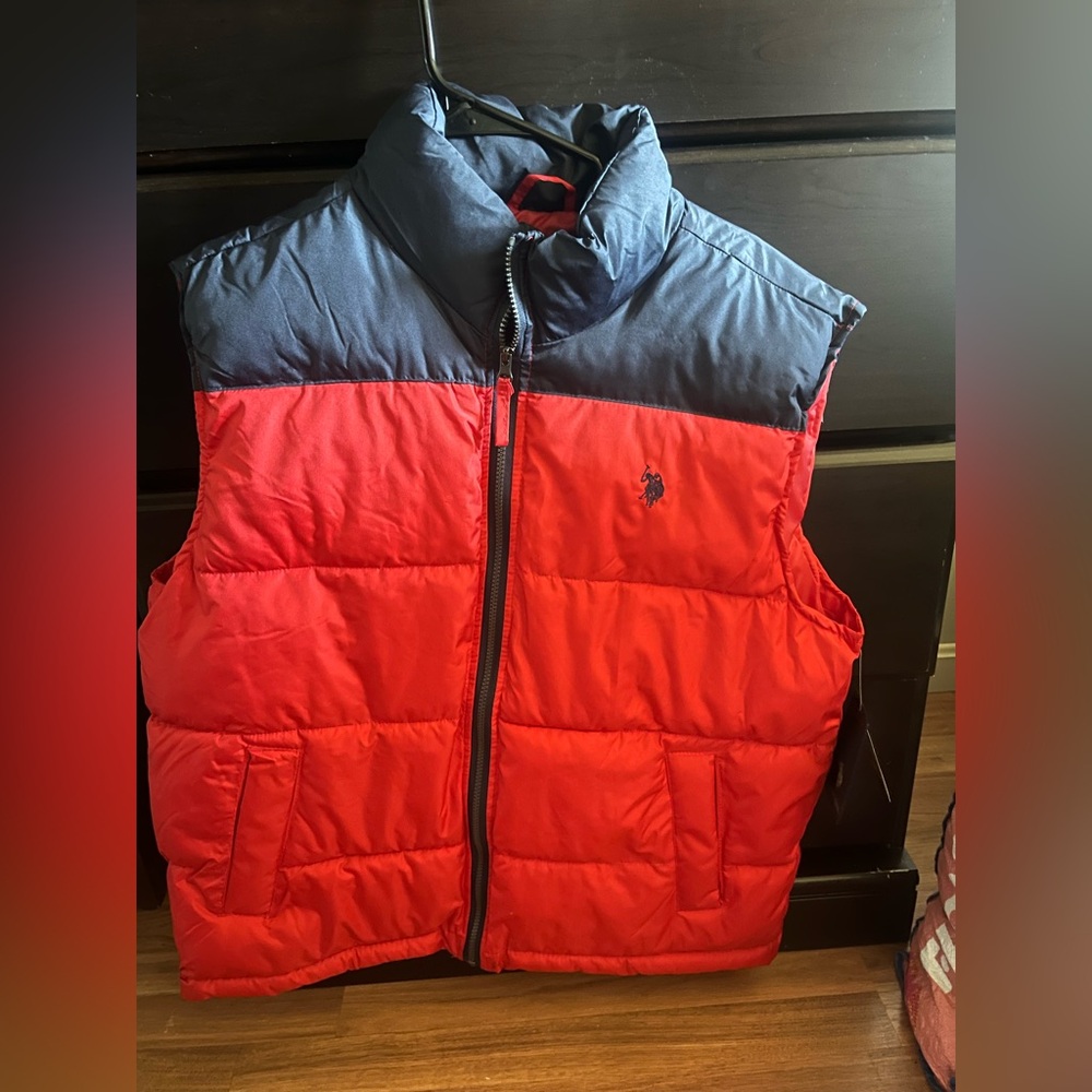 U.S. Polo vest new with tags